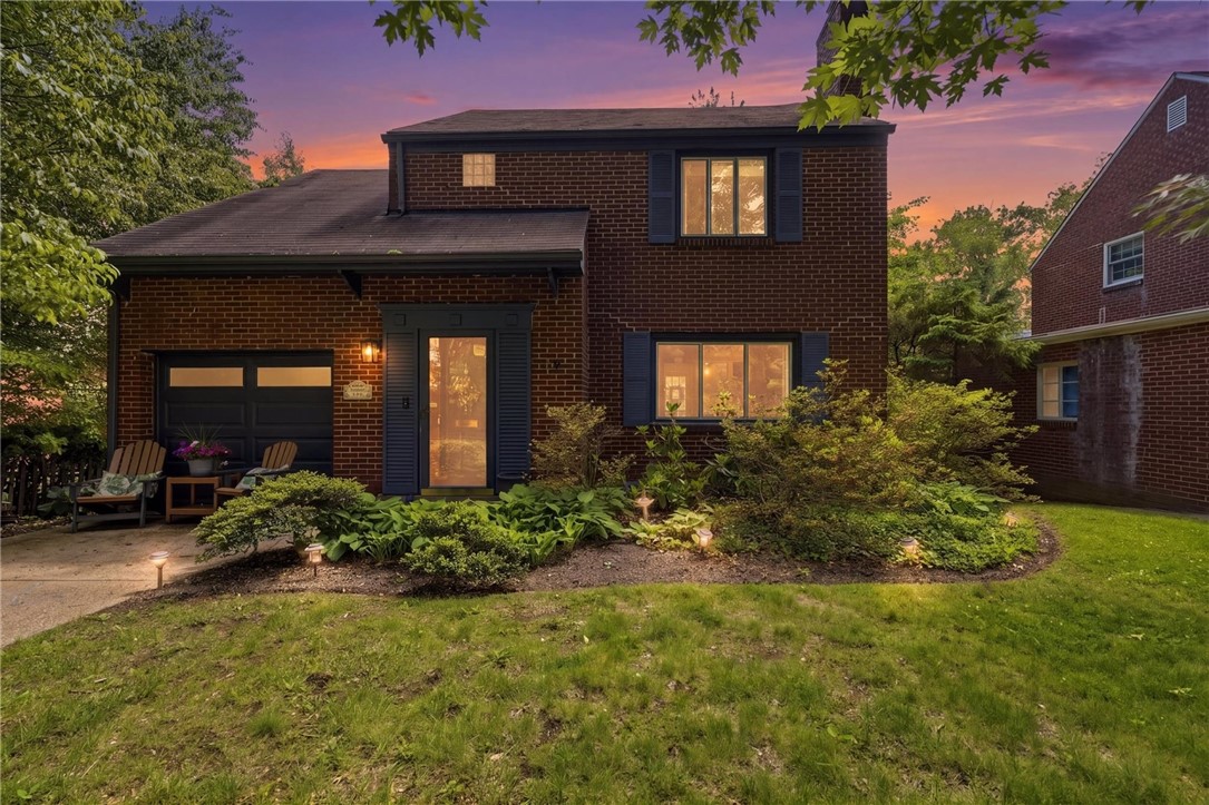 332 Old Farm Rd., Pittsburgh, PA, 15228